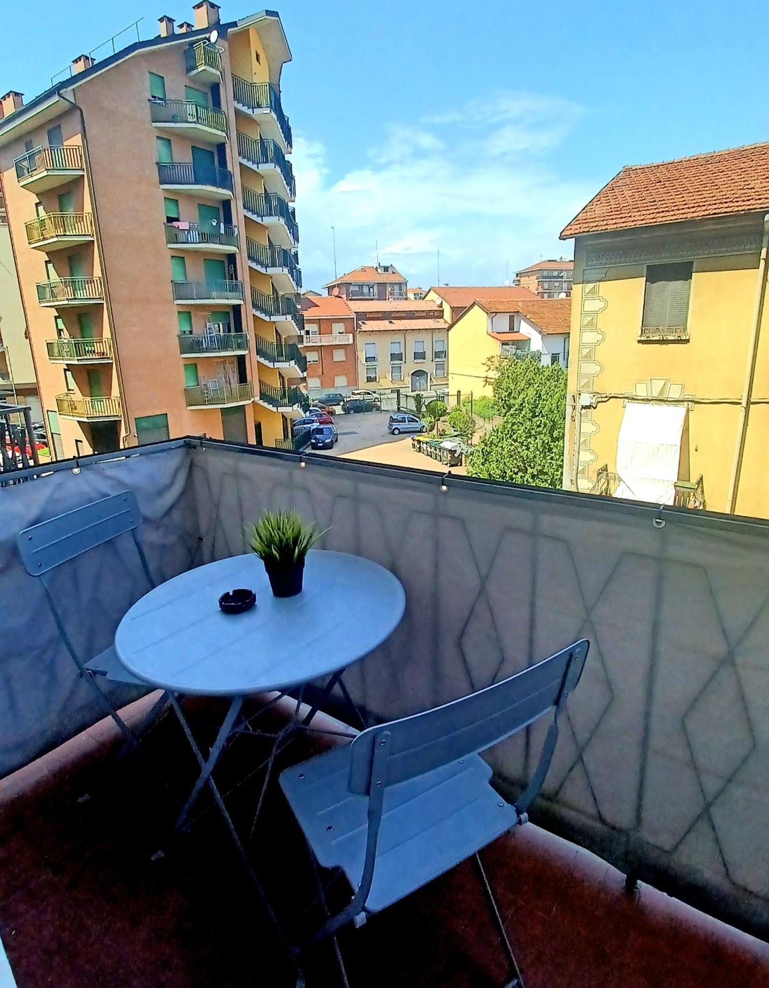 Intero Appartamento Luminoso E Accogliente ! Torino Dış mekan fotoğraf